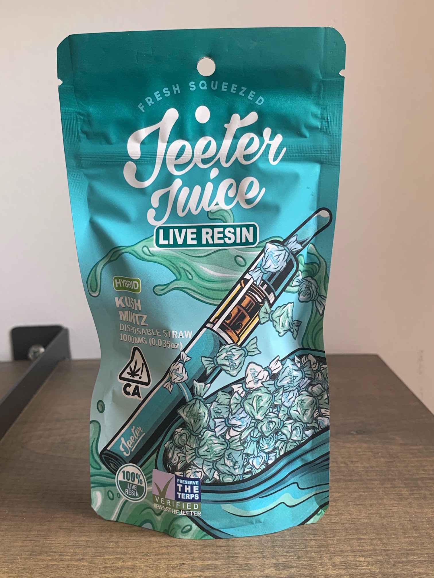 https://hotboxdc.io/wp-content/uploads/2023/05/Jeeter-Juice-Live-Resin-Kush-Mintz-Disposable-Vape-Hybrid-One-Gram-Front-rotated.jpg