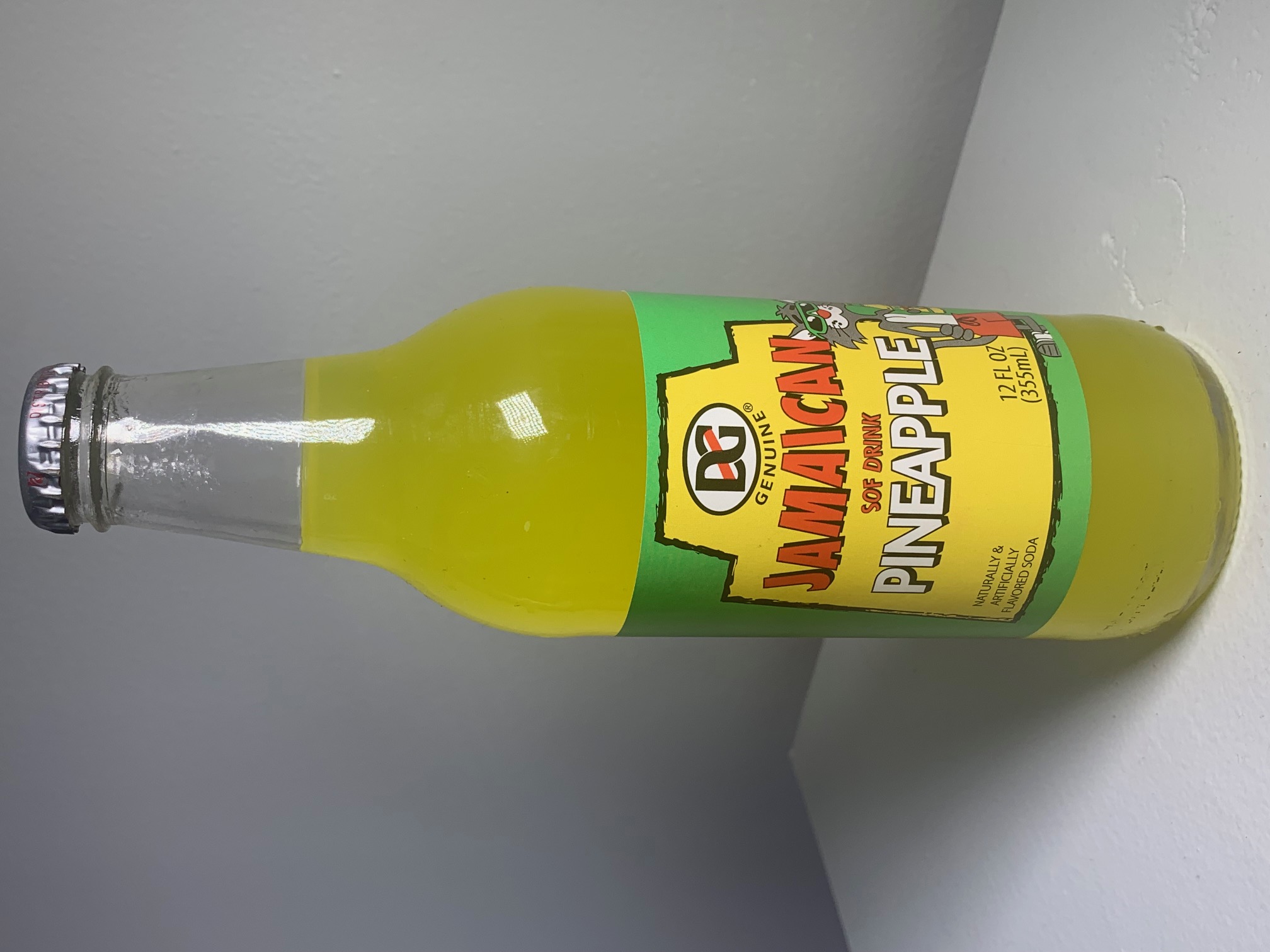 Dg Genuine Jamaican Pineapple Soda Hotbox 8619